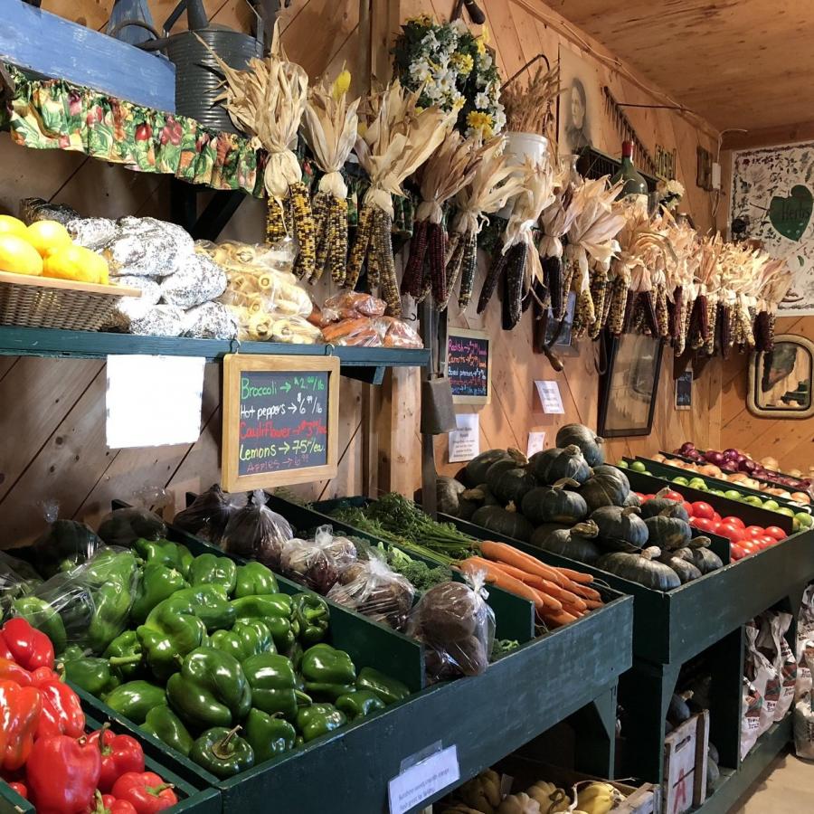 Hunter Brothers Country Market